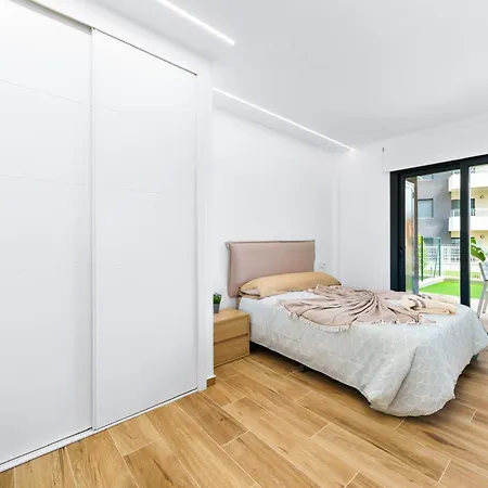 Valentino Golf Iii Sunrise Apartment *